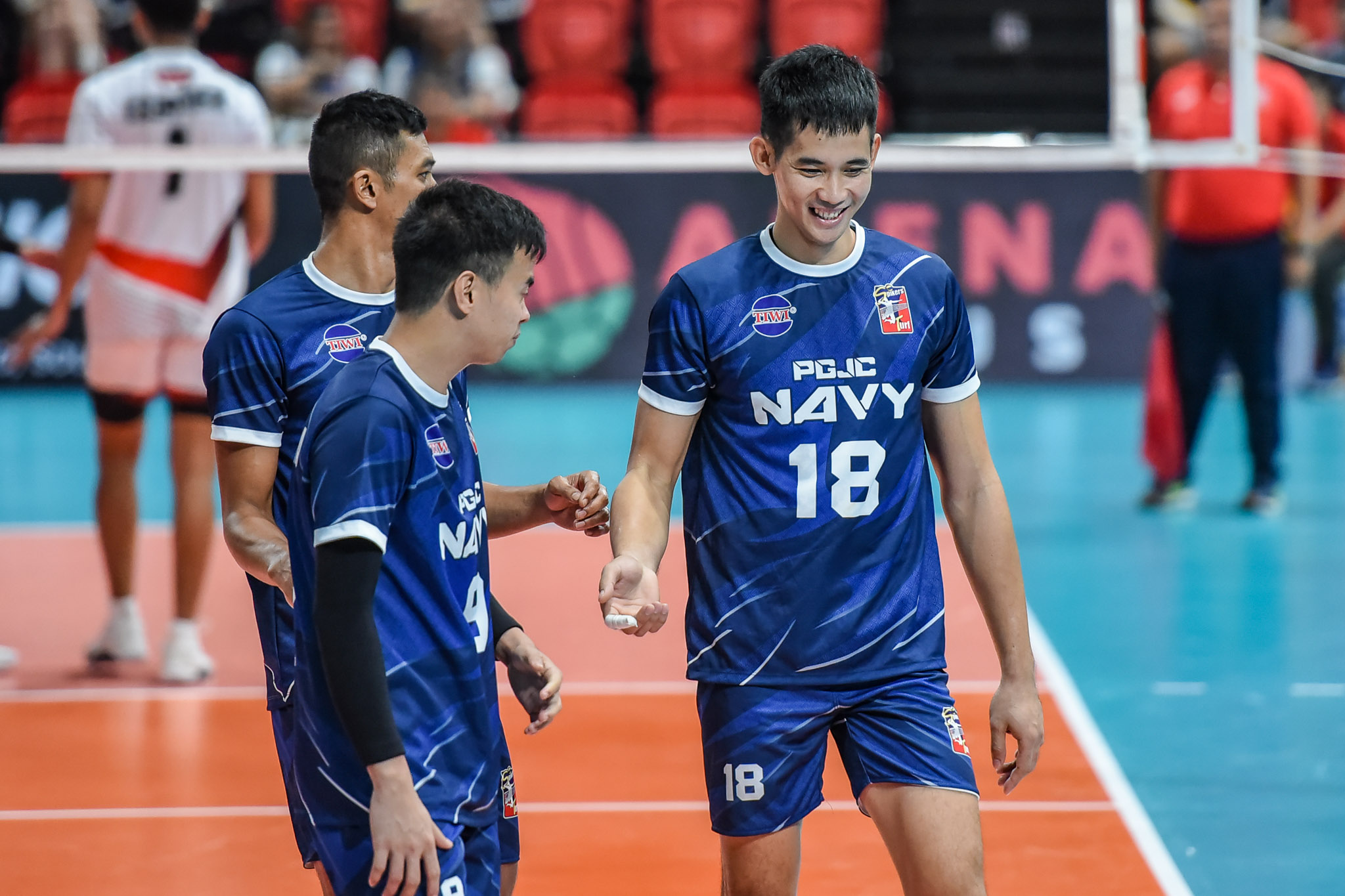 Photos Spikers Turf