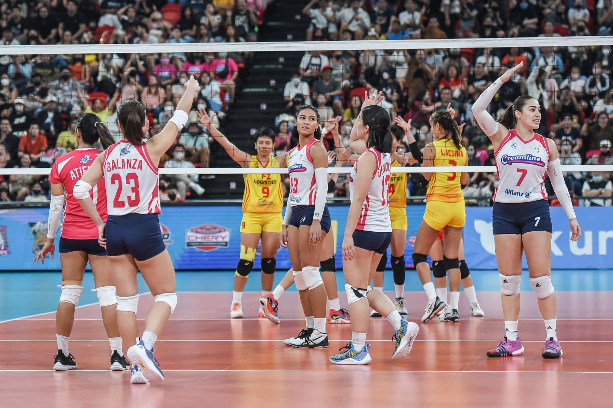 Creamline sweeps F2 Logistics, clinches finals ticket