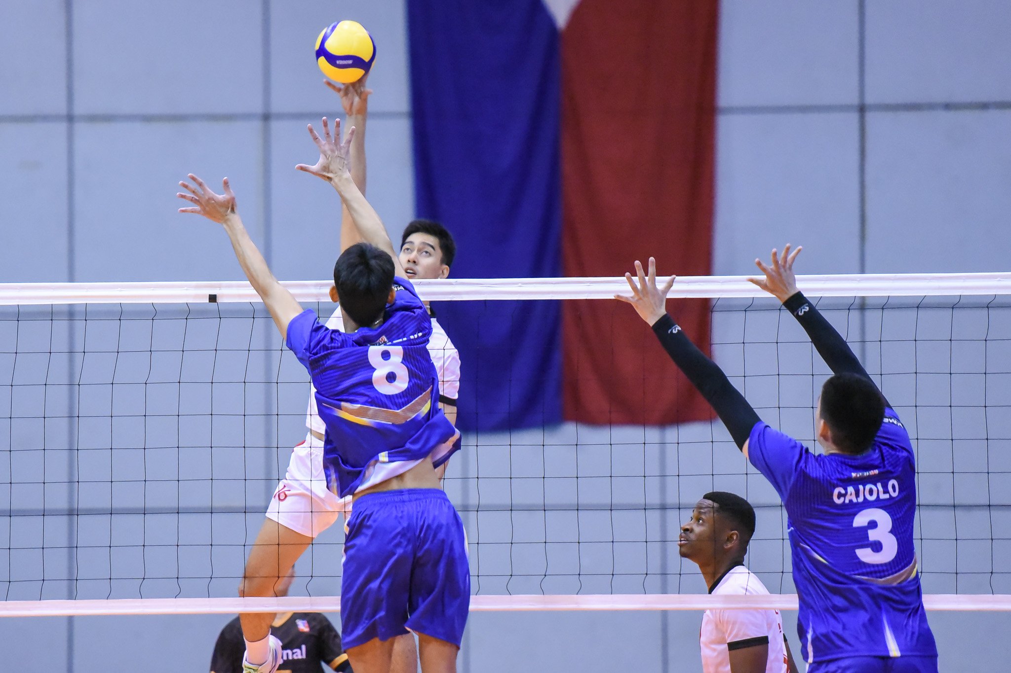 Bryan Bagunas Makes Triumphant Return News Spikers Turf 